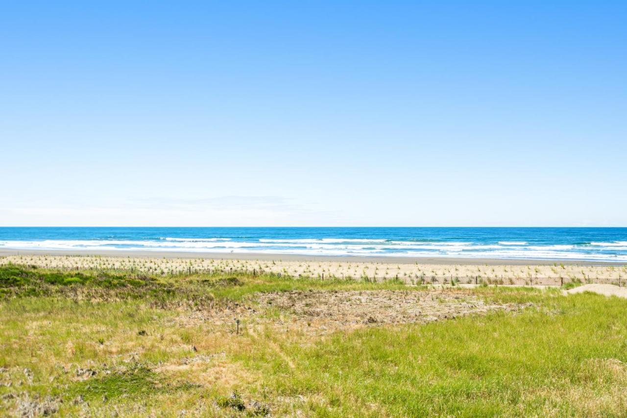 The Ocean Is Calling Apartment Westport Exterior photo